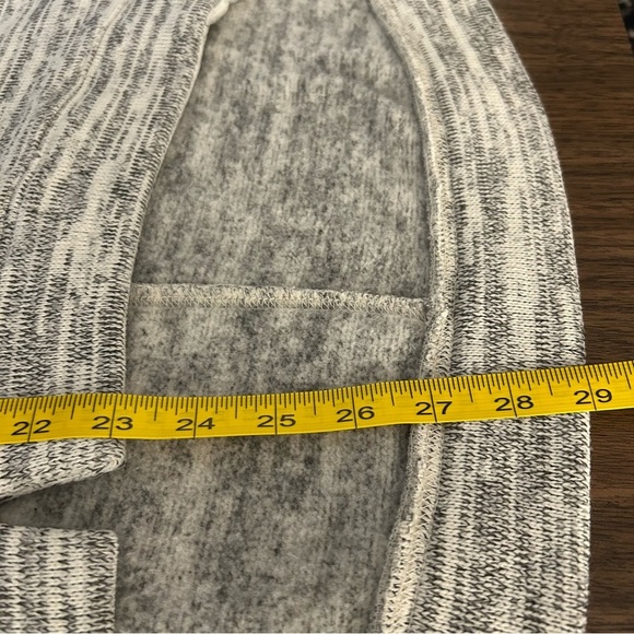 ❤️Anthropologie Saturday Sunday Cozy Gray Women's Sweater M - Picture 9 of 10